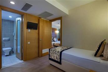 Trendy Side Beach Hotel - Adults Only 16+