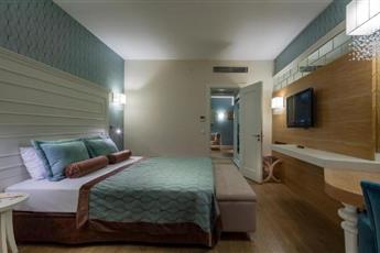 Trendy Verbena Beach Hotel