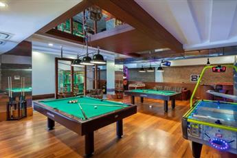Trendy Verbena Beach Hotel