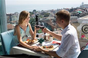 Tria Hotel Istanbul 4*