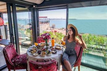 Tria Hotel Istanbul 4*