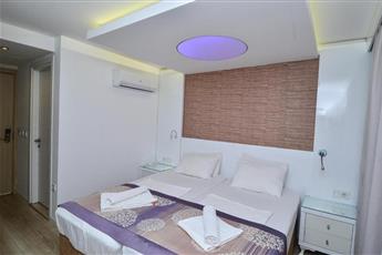 Tropic Beach Club Side Hotel 4*