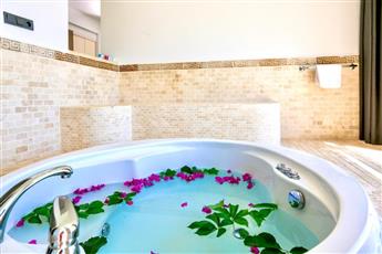 Tropical Deluxe Hotel Oludeniz 3*