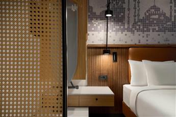 Tryp by Wyndham Istanbul Beyoglu 5*