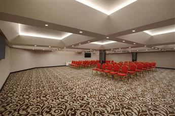 Tryp by Wyndham Istanbul Beyoglu