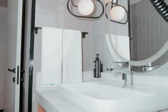 Tryp by Wyndham Istanbul Beyoglu