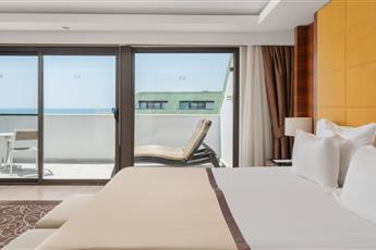 TUI Blue Side 5* Adults Only 16+