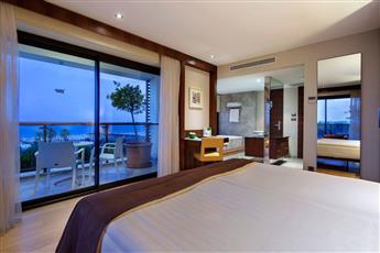 TUI Blue Side 5* Adults Only 16+