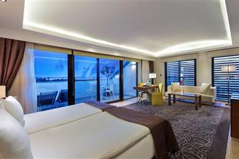 TUI Blue Side 5* Adults Only 16+