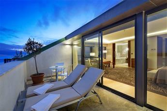 TUI Blue Side 5* Adults Only 16+