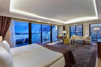 TUI Blue Side - Adults Only 16+