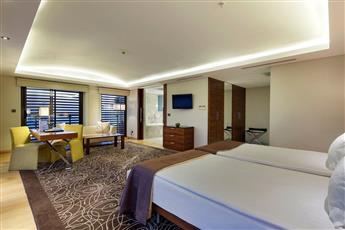 TUI Blue Side - Adults Only 16+