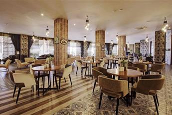 TUI Magic Life Jacaranda 5*