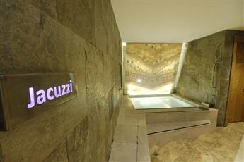 Tulip City Taksim 4*