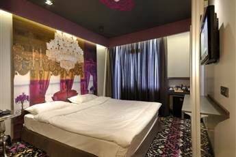 Tulip City Taksim 4*