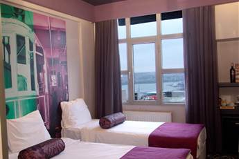 Tulip City Taksim 4*