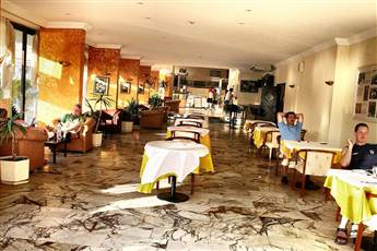 Tuntas Beach Hotel Altinkum 4*