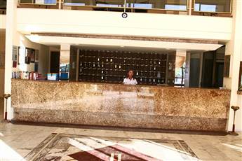 Tuntas Beach Hotel Altinkum 4*