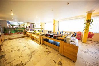 Tuntas Beach Hotel