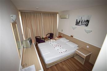Tuntas Beach Hotel