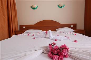 Tuntas Family Suites Kusadasi 4*