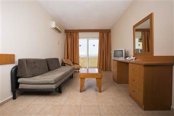 Tuntas Family Suites Kusadasi 4*