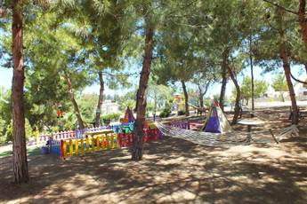 Tuntas Family Suites Kusadasi 4*