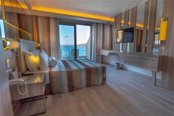 Turunc Premium Hotel