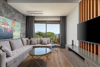 Unique Life Style Hotel