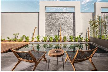Unique Life Style Hotel