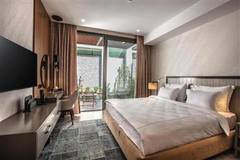 Unique Life Style Hotel