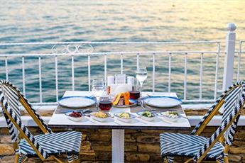 Utopia Beach Club
