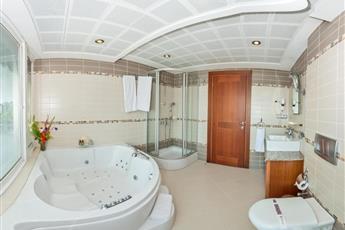 Vatan Asur Hotel