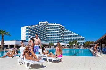 Venosa Beach Resort & Spa 5*