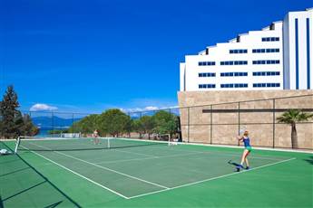 Venosa Beach Resort & Spa 5*