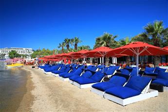 Very Chic Hotel  - Adults Only 18+