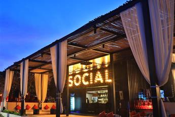 Very Chic Hotel  - Adults Only 18+