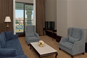 Vialand Palace Hotel 4*