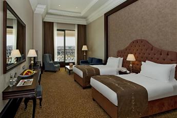 Vialand Palace Hotel 4*