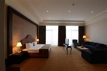 Vialand Palace Hotel 4*