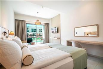 Victoria Princess Hotel