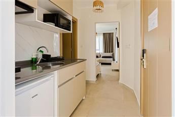 Victoria Princess Hotel