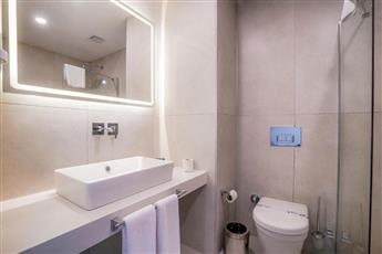 Victoria Princess Hotel
