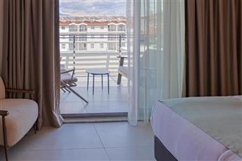Victoria Princess Hotel