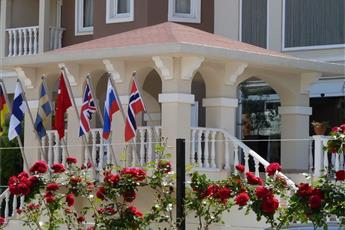 Viking Garden Hotel