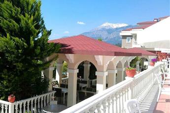 Viking Garden Hotel