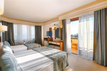 Villa Side Hotel 4*