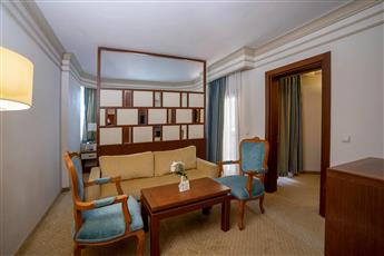 Villa Side Hotel