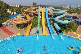 Von Resort Golden Coast Hotel 5*