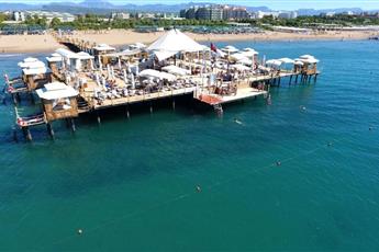 Von Resort Golden Coast Hotel 5*